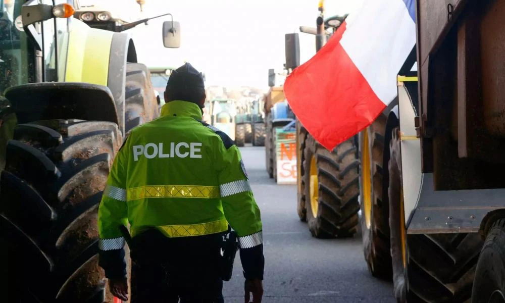Γαλλία: Υπέρ άρσης των μπλόκων ηγετικό στέλεχος των αγροτών